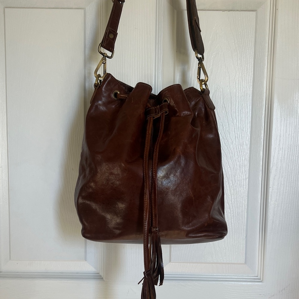 Sopresa Rich Brown Leather Bucket Bag